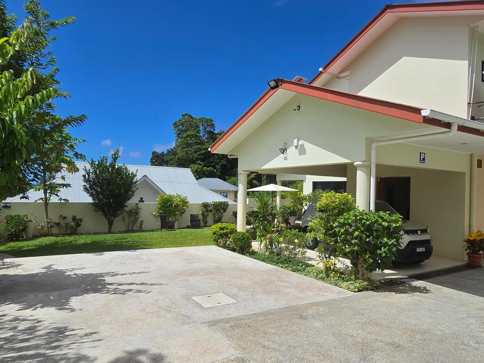 Emma'S Guest House And Self-Catering Au Cap ภายนอก รูปภาพ